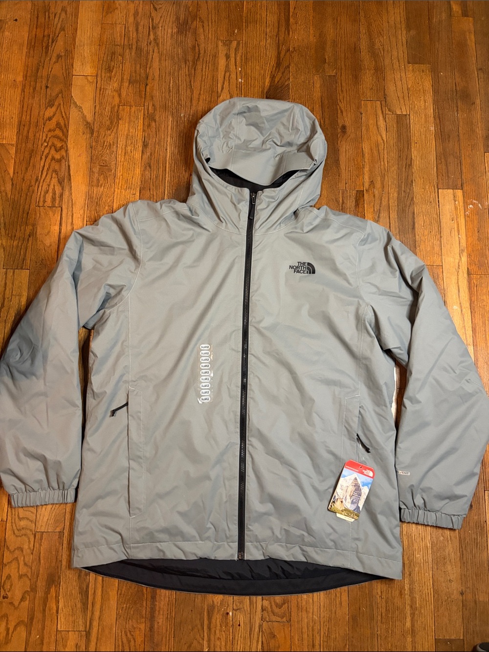 The North Face Mens Quest Insulated Jacket Monument Grey Black Heather